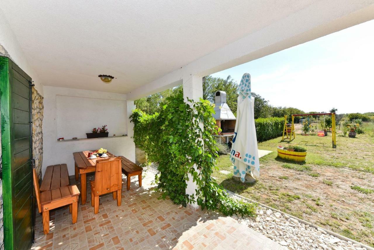 Romantic Pet Friendly House Orhideja - By Tourist Agency Leut Vila Privlaka  Exterior foto